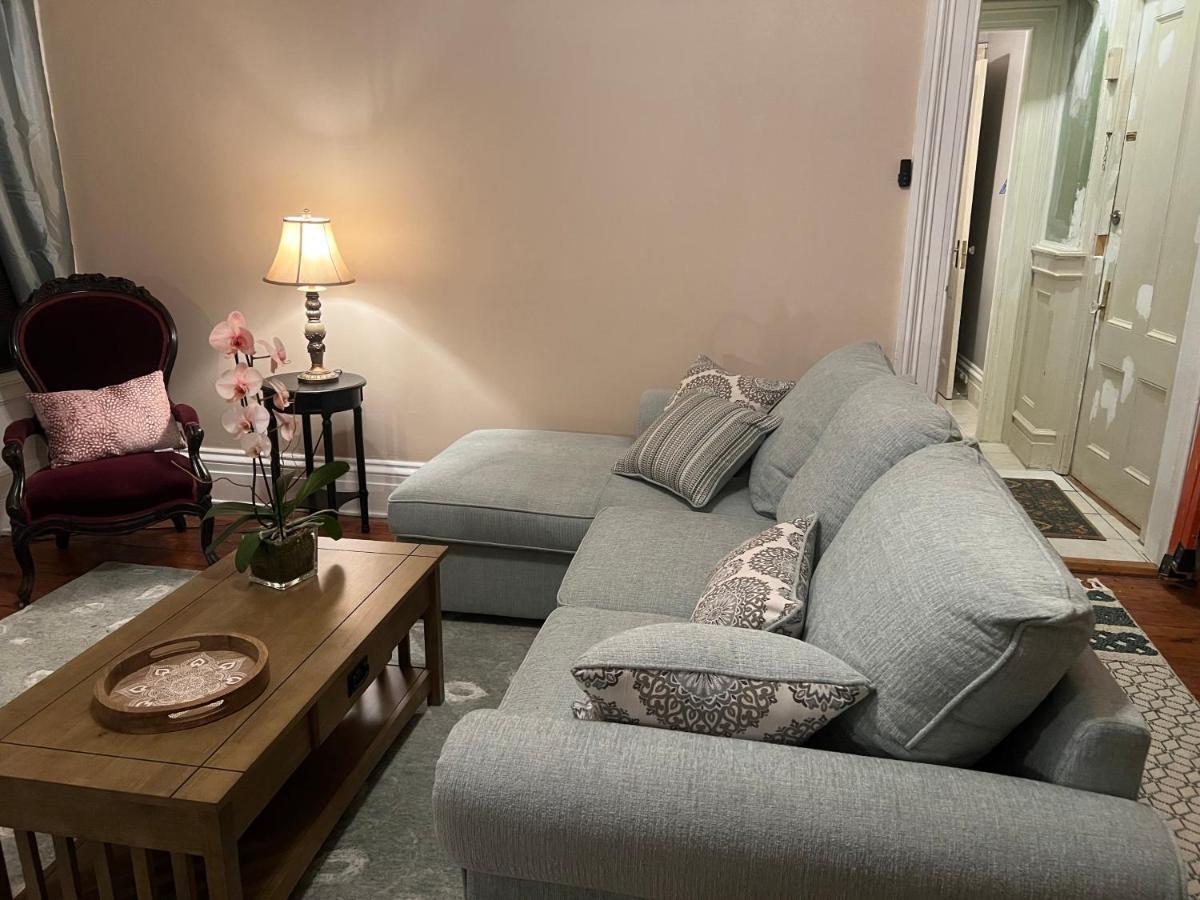1 Bedroom Private Victorian Apt In Convenient City Location On 5 Acre, Sleeps 4 Poughkeepsie Dış mekan fotoğraf