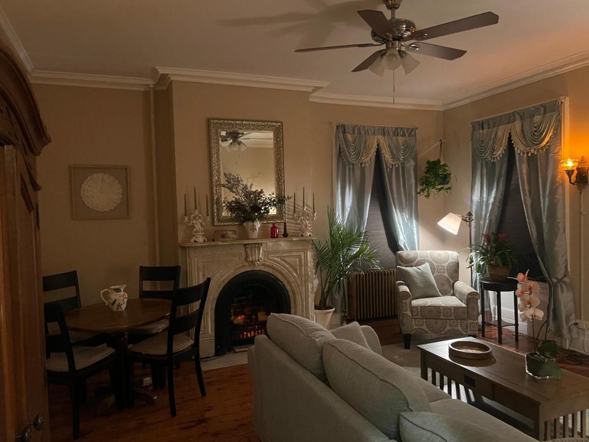 1 Bedroom Private Victorian Apt In Convenient City Location On 5 Acre, Sleeps 4 Poughkeepsie Dış mekan fotoğraf